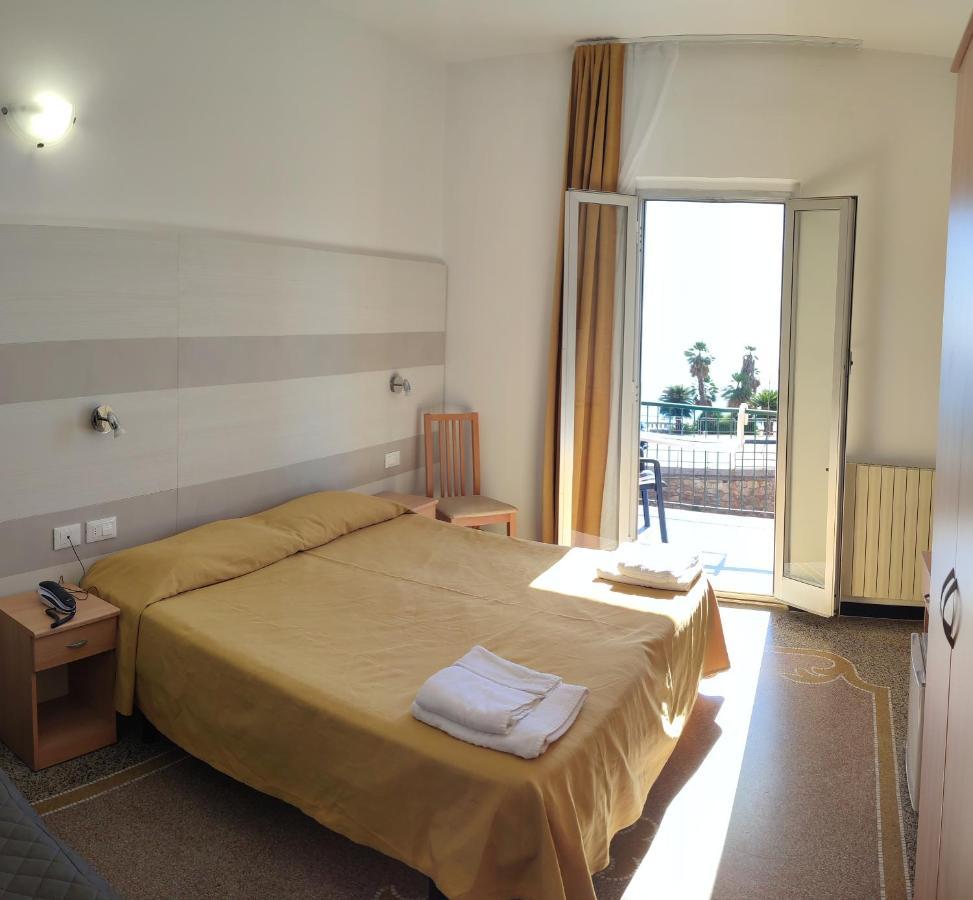Hotel Villa Costa Celle Ligure Esterno foto